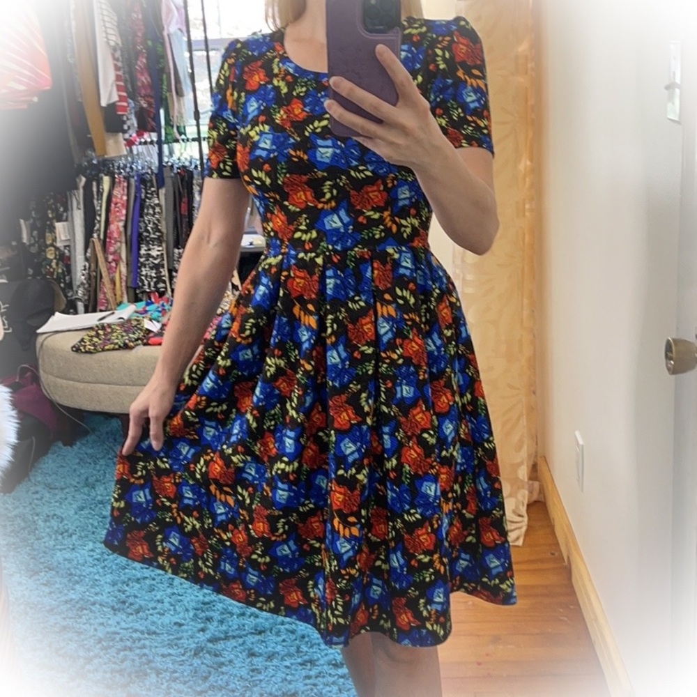 💕New with tag beautiful Lularoe Amelia Dress💕